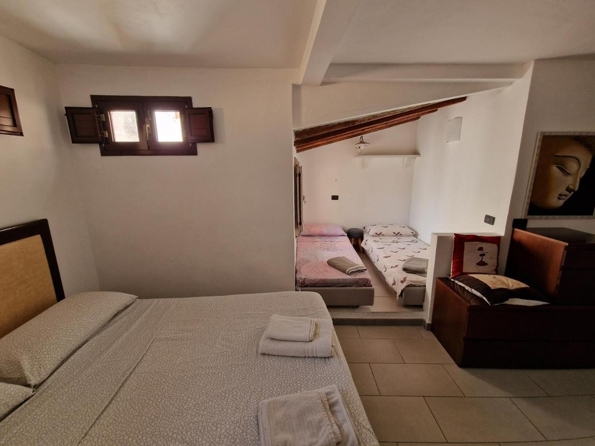 Sea-View Terrace & Bikes Moon Ortigia Holiday Home سيراكوزا المظهر الخارجي الصورة